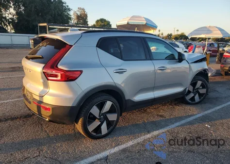 2024 Volvo Xc40 Recharge Plus z USA, uszkodzony, nr VIN YV4ER3XL7R2232557